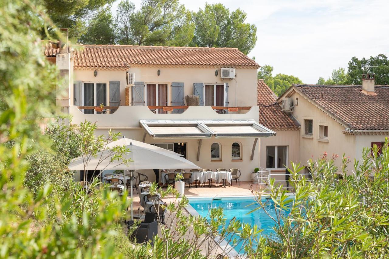 Hotel Le Mas Des Ecureuils Aix-en-Provence Exterior photo